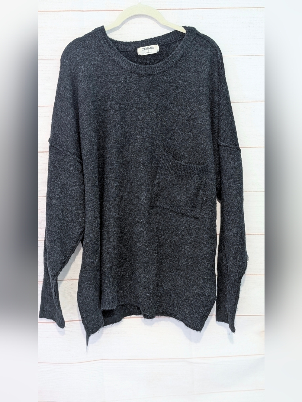 Zenana Outfitters Men’s Charcoal Crewneck Pocket Sweater - Dark 🩶 Gray Size L
